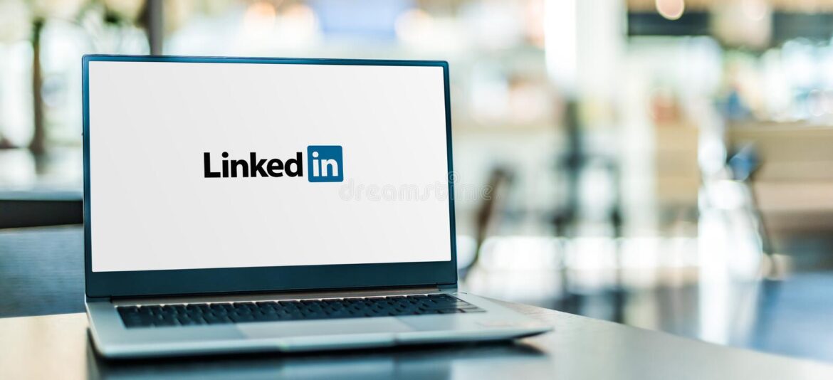 How to Step Up Your Linkedin Game and Become a Networking Grasp?